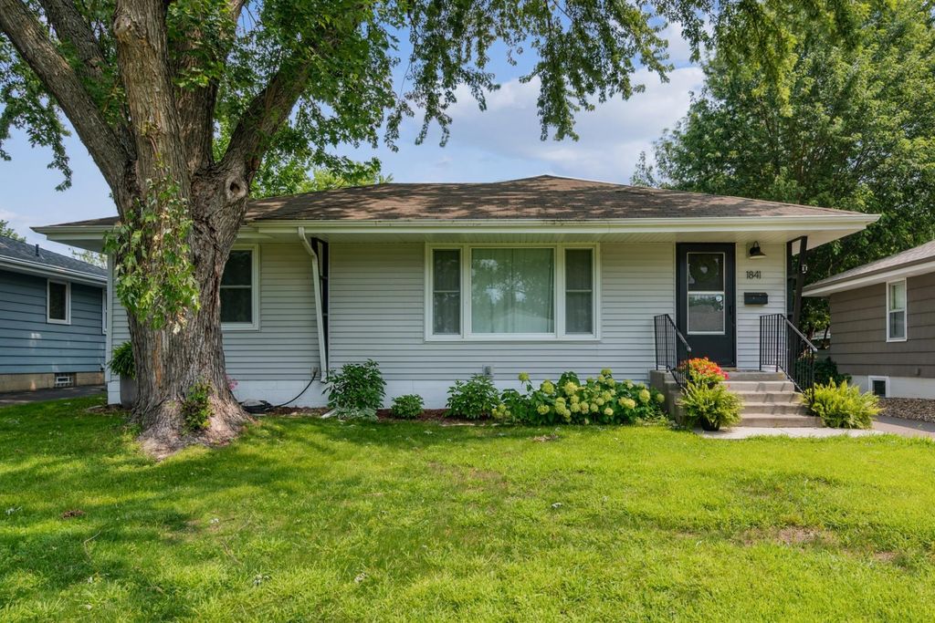1841 Oregon Avenue S, Saint Louis Park, MN 55426