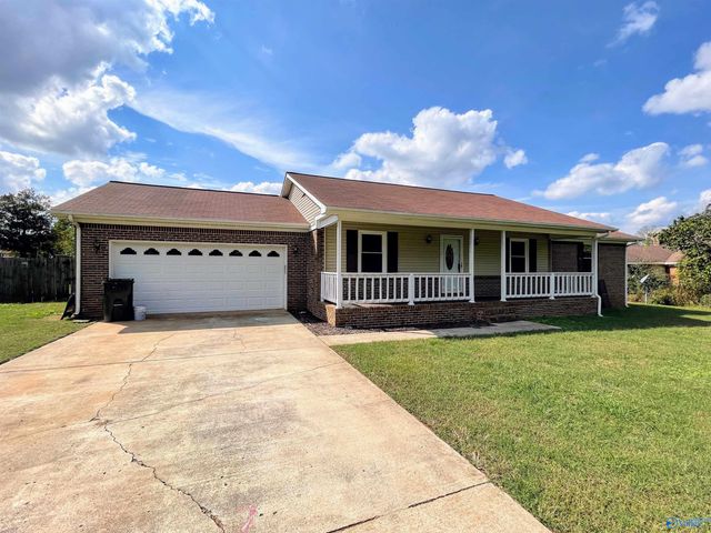 112 Hazelwood Drive, Hazel Green, AL 35750