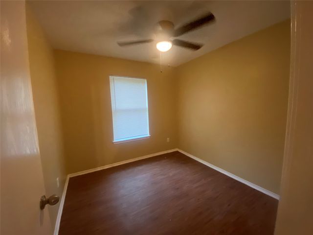 2300 Coleman Avenue, Fort Worth, TX 76105