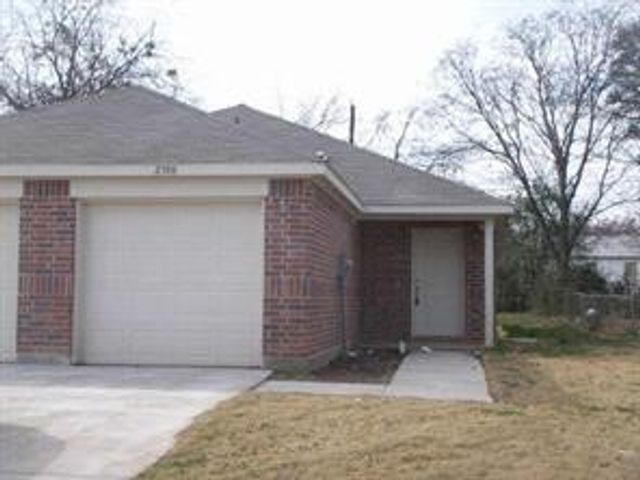 2300 Coleman Avenue, Fort Worth, TX 76105