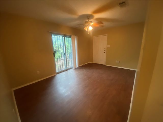 2300 Coleman Avenue, Fort Worth, TX 76105