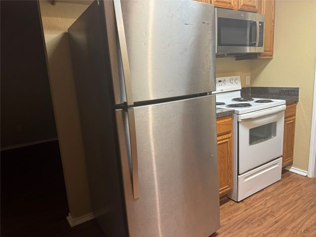 2300 Coleman Avenue, Fort Worth, TX 76105