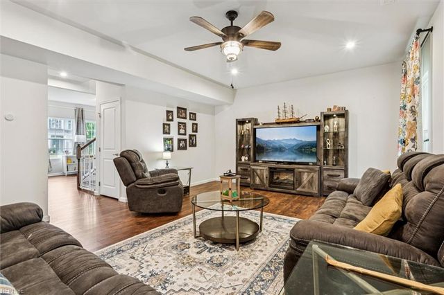 2115 Tall Pine DR, Chesapeake, VA 23323