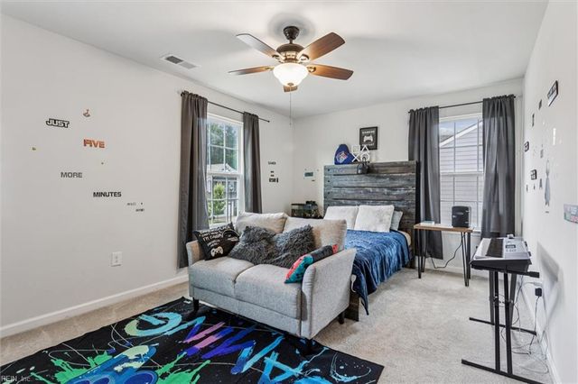 2115 Tall Pine DR, Chesapeake, VA 23323