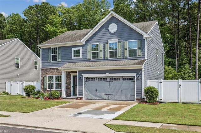 2115 Tall Pine DR, Chesapeake, VA 23323