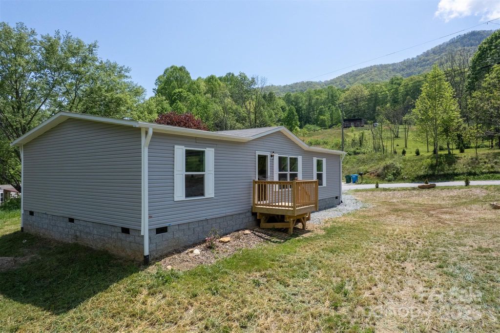 1451 Newfound Road, Leicester, NC 28748
