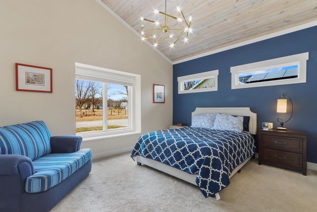 529 Warren STREET, Lake Geneva, WI 53147