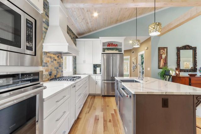 529 Warren STREET, Lake Geneva, WI 53147