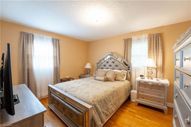 740 Sommerdale Court, Rural Hall, NC 27045