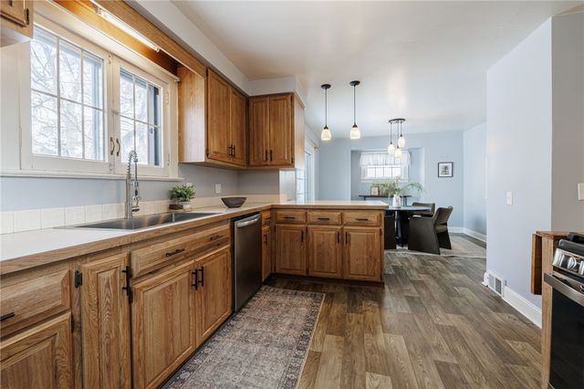 252 Brockley Road, Irondequoit, NY 14609