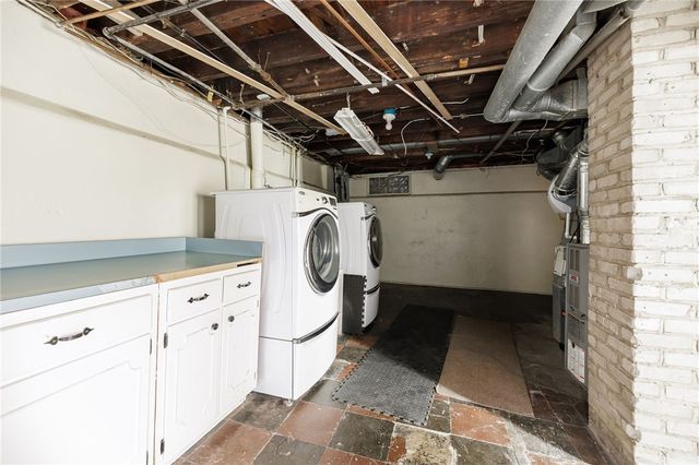 252 Brockley Road, Irondequoit, NY 14609