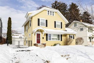 252 Brockley Road, Irondequoit, NY 14609