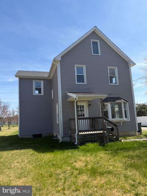 228 WASHINGTON AVE, Williamstown, NJ 08094