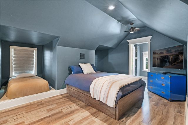 1018 Chaparrel Lane, Graford, TX 76449