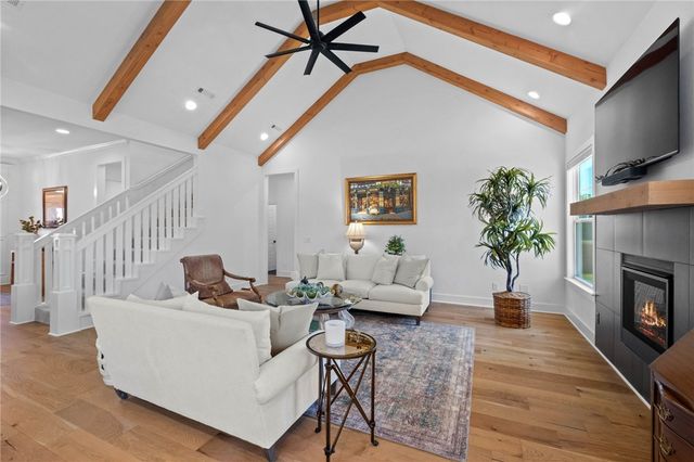 6422 S 61st Street, Rogers, AR 72758