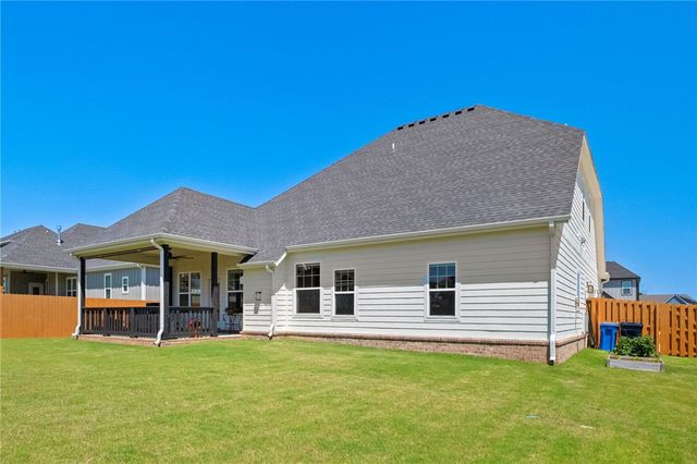 6422 S 61st Street, Rogers, AR 72758