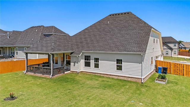 6422 S 61st Street, Rogers, AR 72758