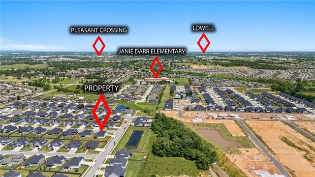 6422 S 61st Street, Rogers, AR 72758