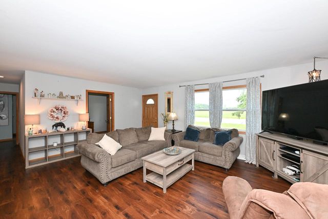 7142 Highway 36, Lake Geneva, WI 53147