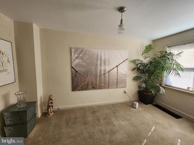 643 HILLVIEW RD, Baltimore, MD 21225