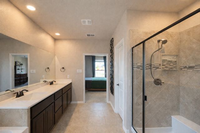 1148 Donnington Trail, Saginaw, TX 76131