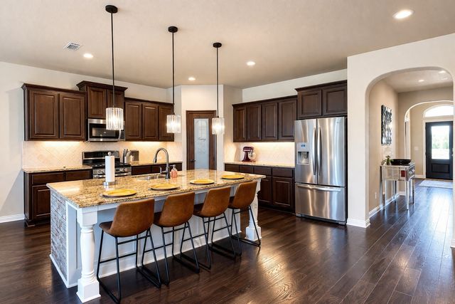 1148 Donnington Trail, Saginaw, TX 76131