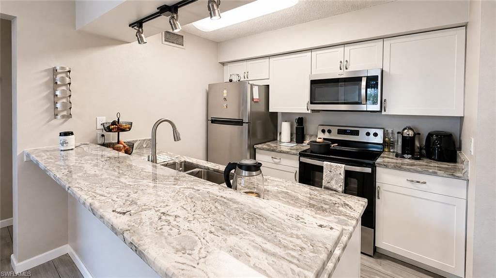 5321 Summerlin RD 2112, FORT MYERS, FL 33919 — photo 4