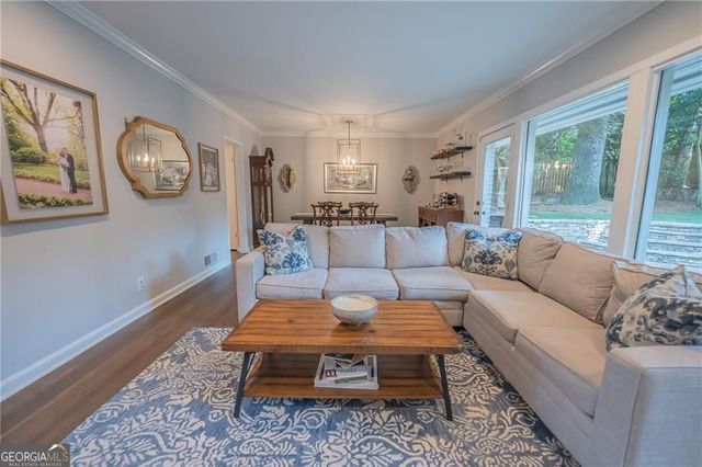 1210 Lenox Circle NE, Atlanta, GA 30306