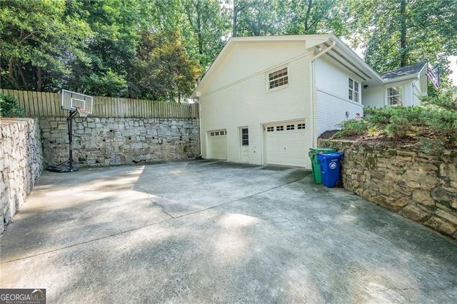 1210 Lenox Circle NE, Atlanta, GA 30306