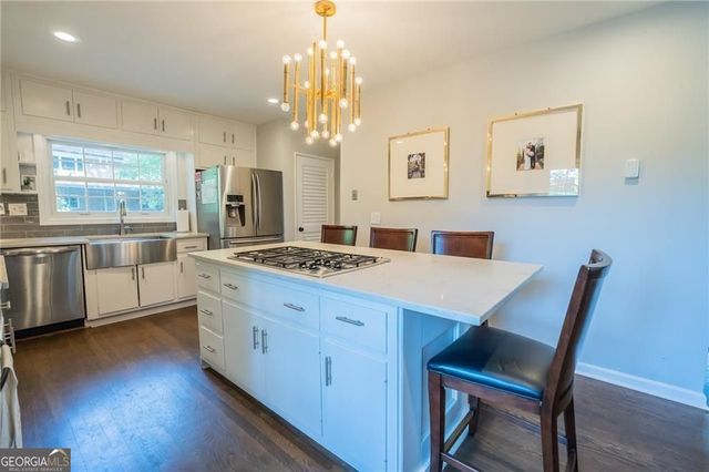 1210 Lenox Circle NE, Atlanta, GA 30306