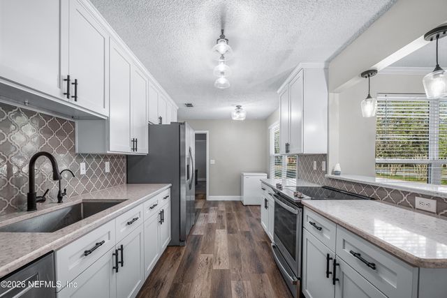 12071 BLACKFOOT Trail, Jacksonville, FL 32223