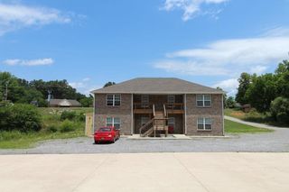 704 Donelson Pkwy Apt D107, Dover, TN 37058