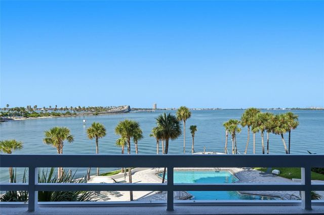 888 BLVD OF THE ARTS 303, Sarasota, FL 34236