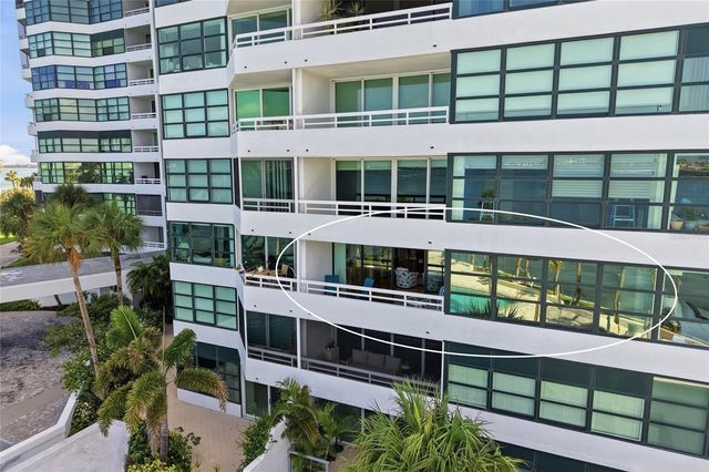888 BLVD OF THE ARTS 303, Sarasota, FL 34236