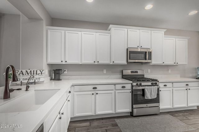 18012 W JONES Avenue, Goodyear, AZ 85338