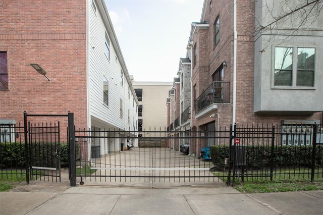 202 Mcgowen Street F, Houston, TX 77006