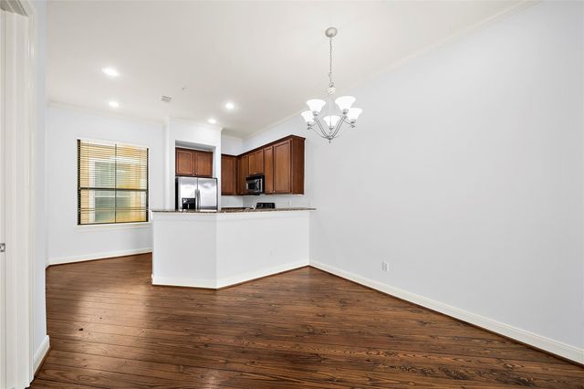 202 Mcgowen Street F, Houston, TX 77006