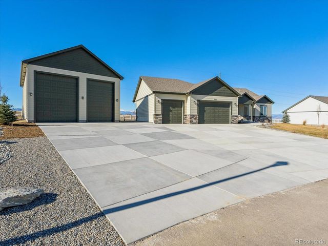 3643 Crested Owl Court, Dacono, CO 80514