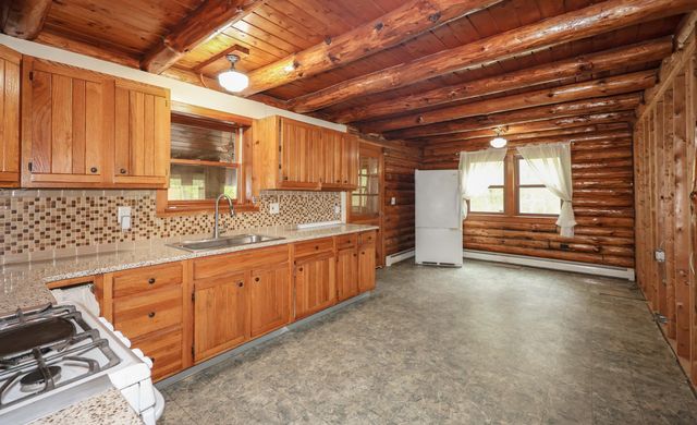 471 Salisbury Road, Franklin, NH 03235