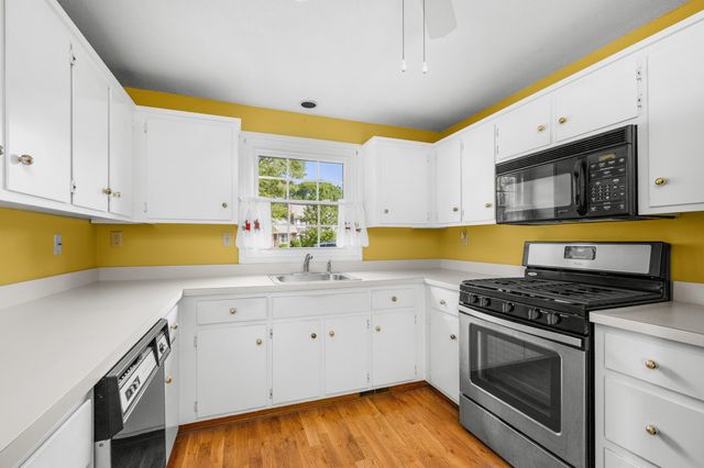 37 Miriah Drive UNIT 17A, Yarmouth Port, MA 02675