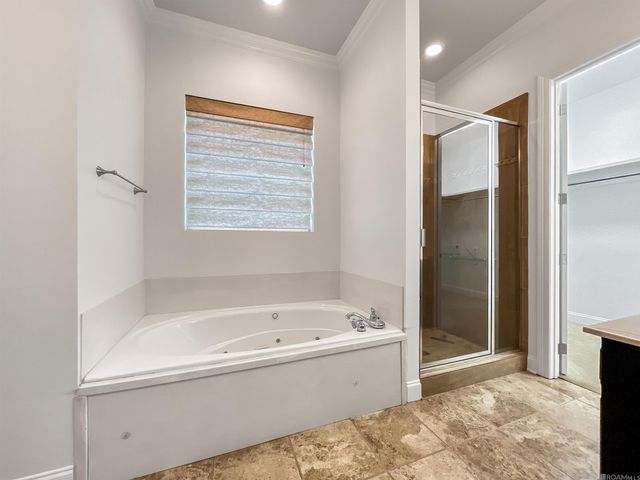 8473 Le Marie Ct, Denham Springs, LA 70706