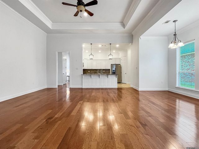 8473 Le Marie Ct, Denham Springs, LA 70706