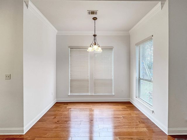 8473 Le Marie Ct, Denham Springs, LA 70706