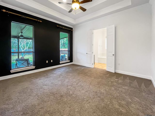 8473 Le Marie Ct, Denham Springs, LA 70706