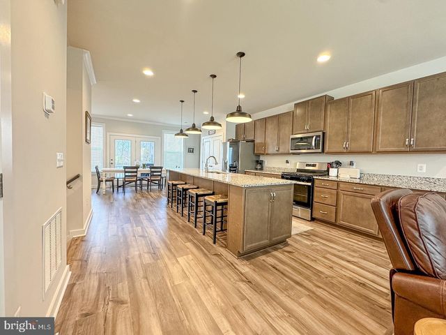117 BEATSON ST, Fredericksburg, VA 22401