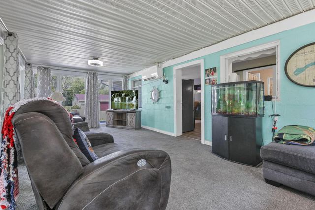13426 Cedar Road NE, Thornville, OH 43076