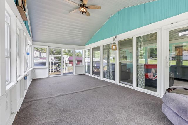13426 Cedar Road NE, Thornville, OH 43076