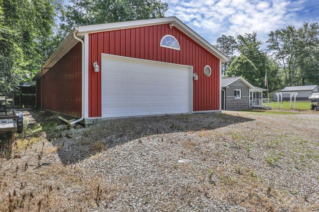 13426 Cedar Road NE, Thornville, OH 43076
