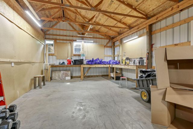 13426 Cedar Road NE, Thornville, OH 43076