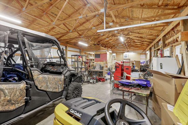 13426 Cedar Road NE, Thornville, OH 43076